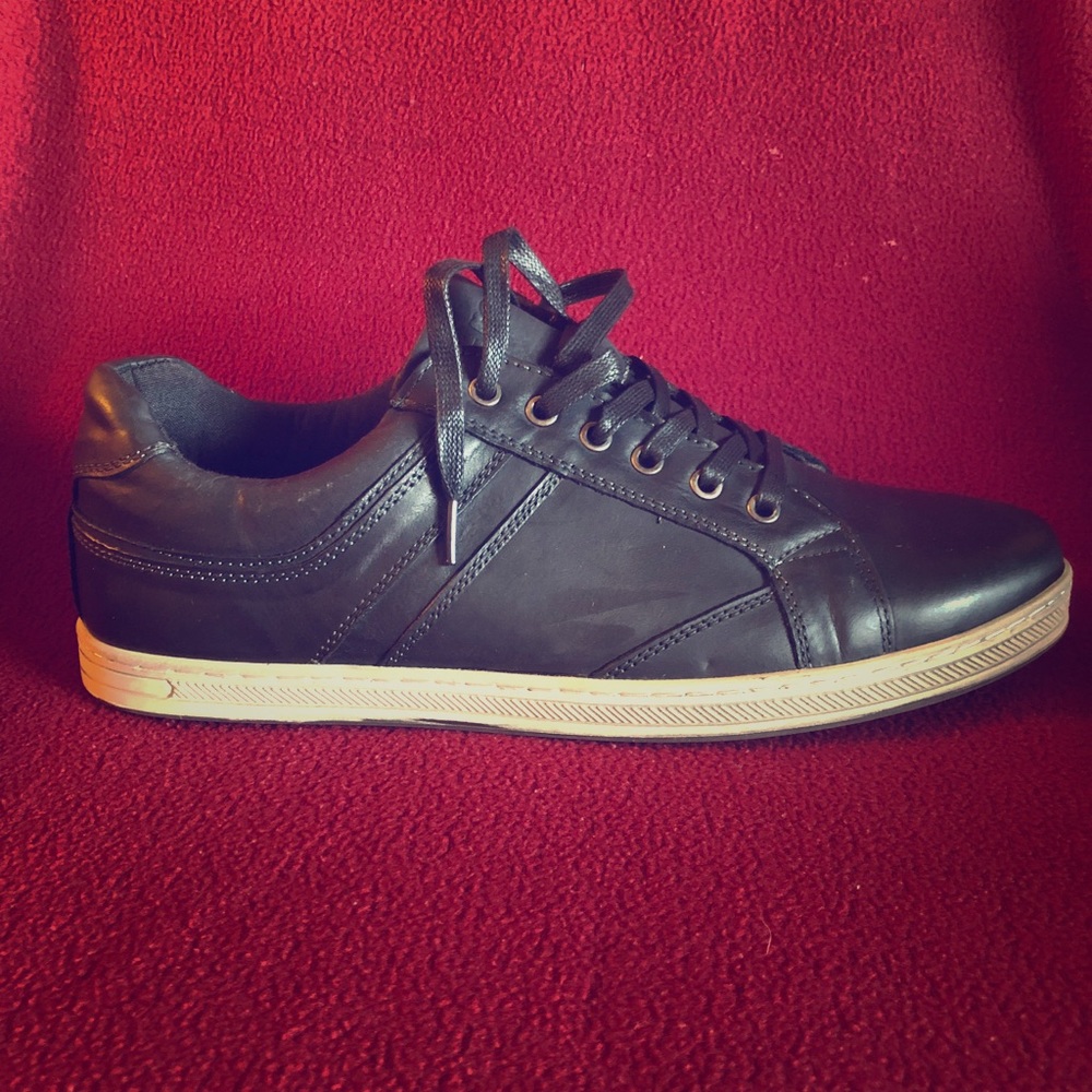 Propet Men Lucas size 12 black. Brand new.
